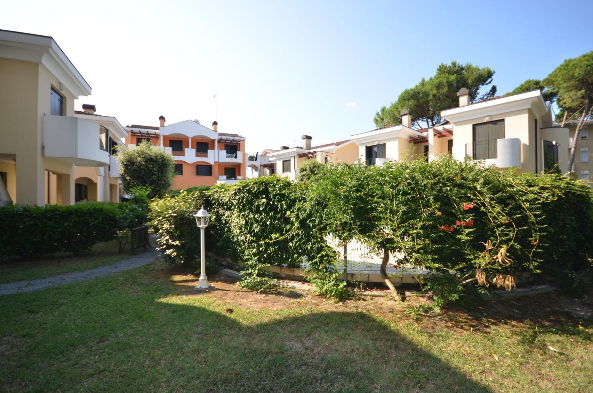 Villaggio Clio Бибионе Экстерьер фото