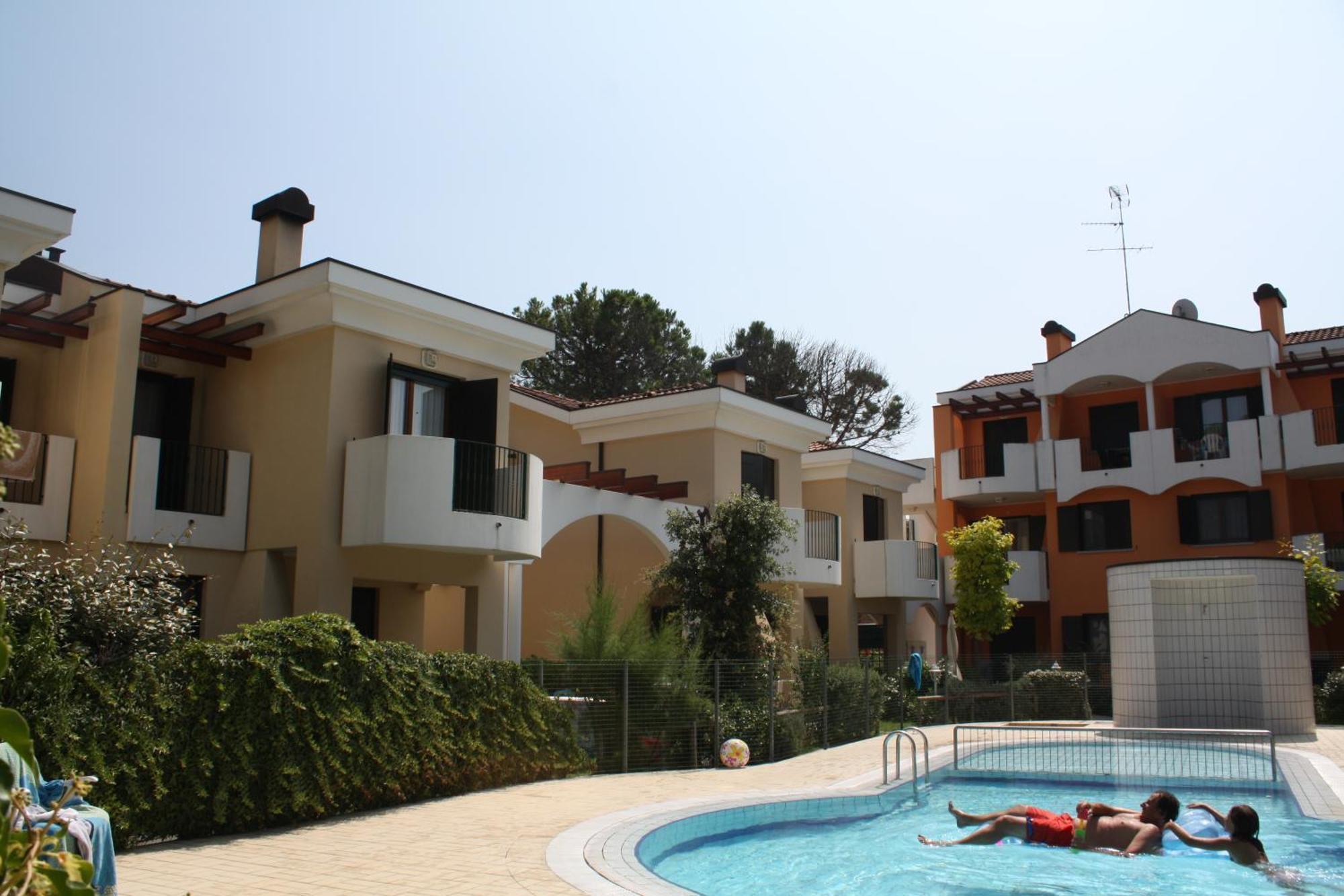 Villaggio Clio Бибионе Экстерьер фото