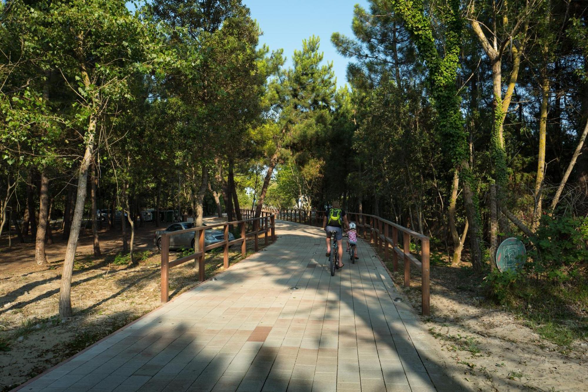 Villaggio Clio Бибионе Экстерьер фото